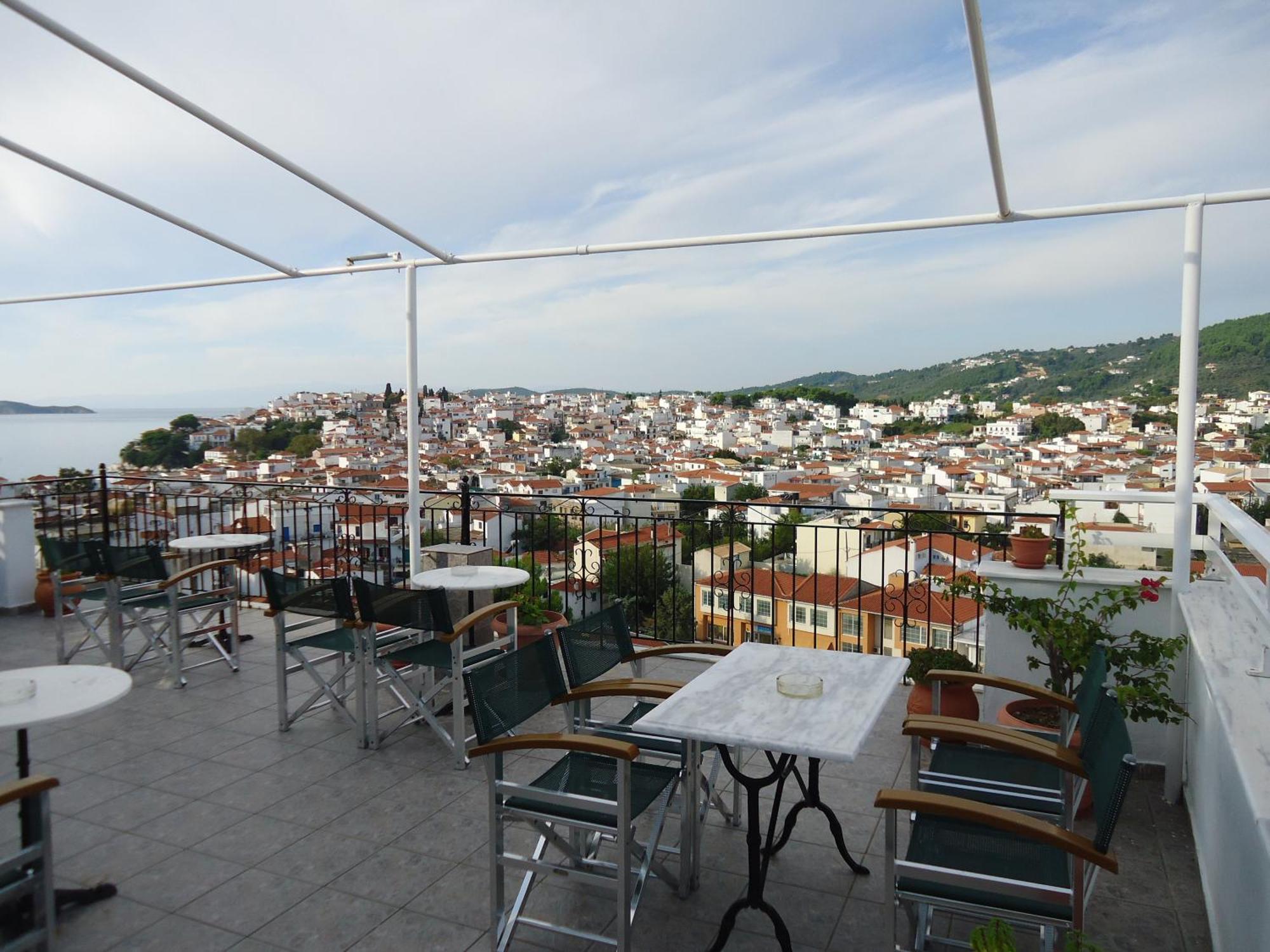 Pensionmargaritakotroniskiathos ภายนอก รูปภาพ